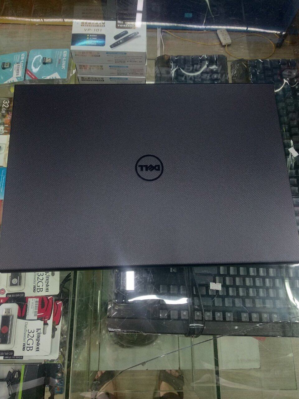 Laptop dell inspiron 3443