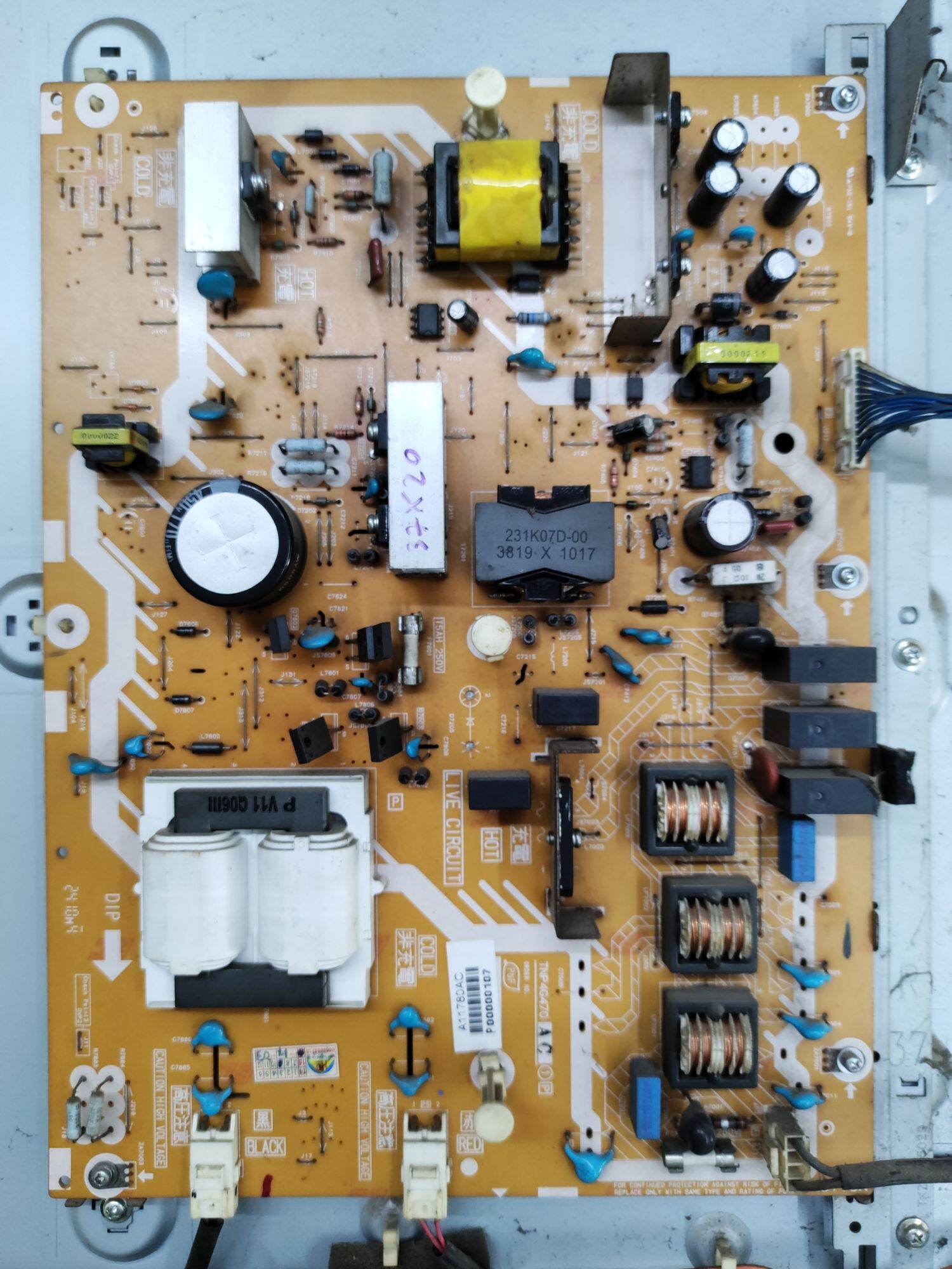 Board mạch, cáp, loa tivi panasonic th l37x20v