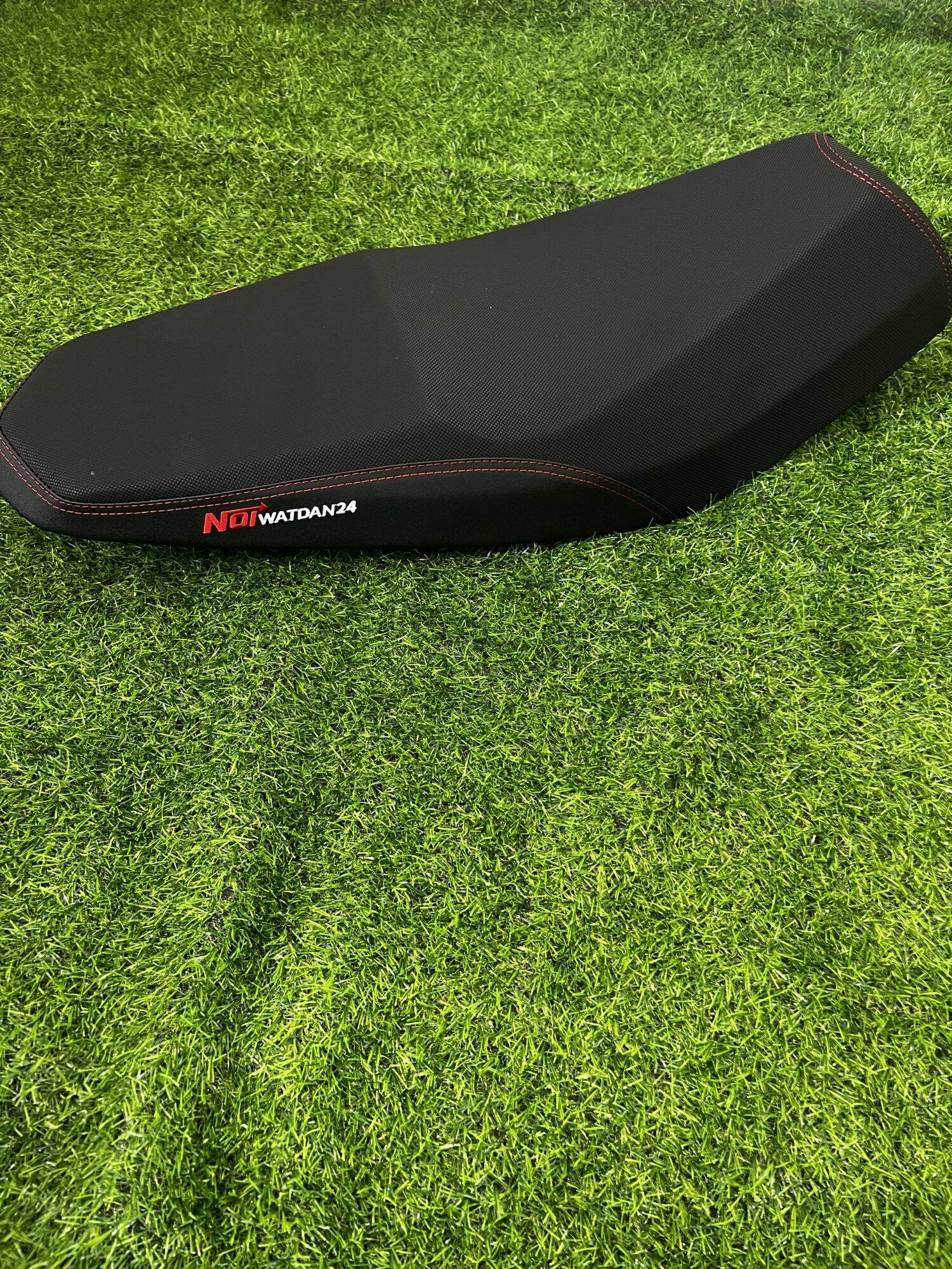 Yên Exciter 135 5 số gọt 2 tầng viền chỉ đỏ thêu hong thái  da thun thái mịn