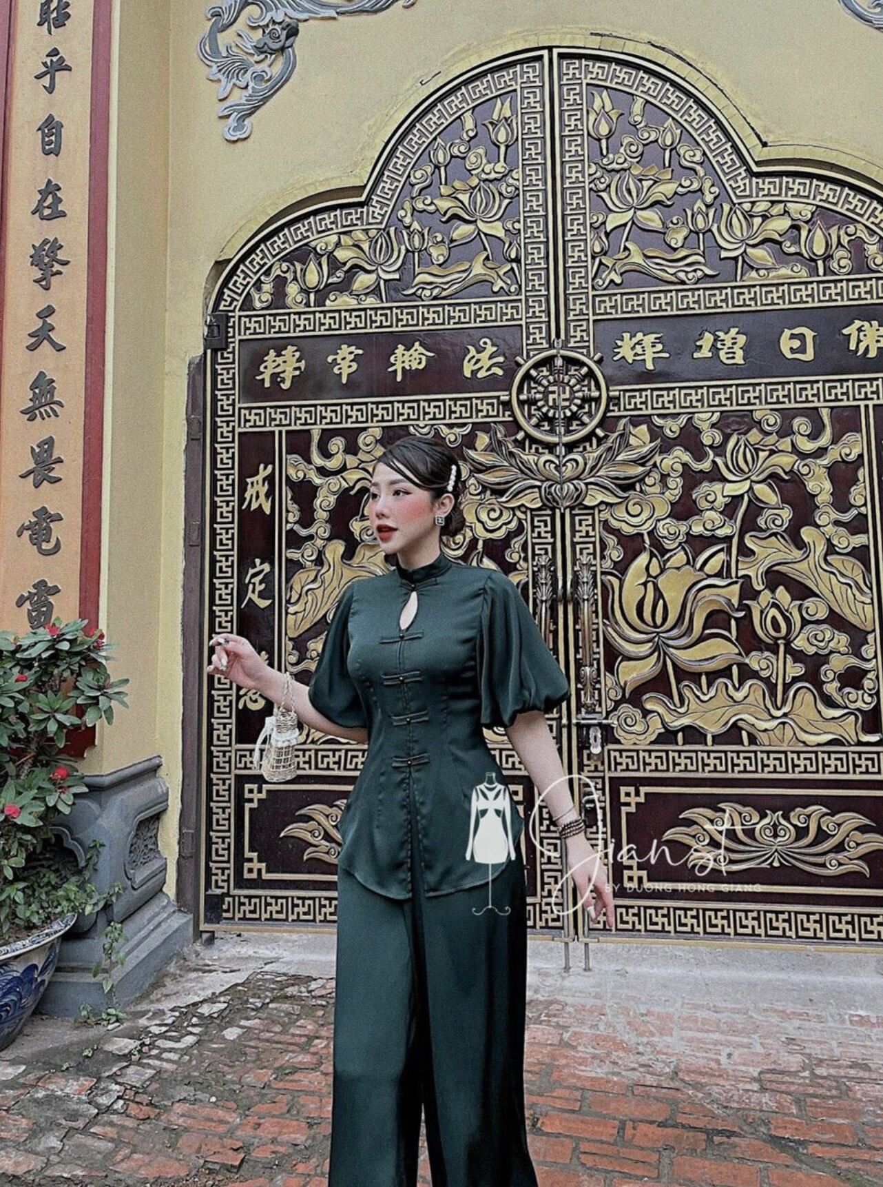 Set lam cổ trụ tay phồng nút bính xẻ tà❤️ Set lam đi chùa sang trọng D6