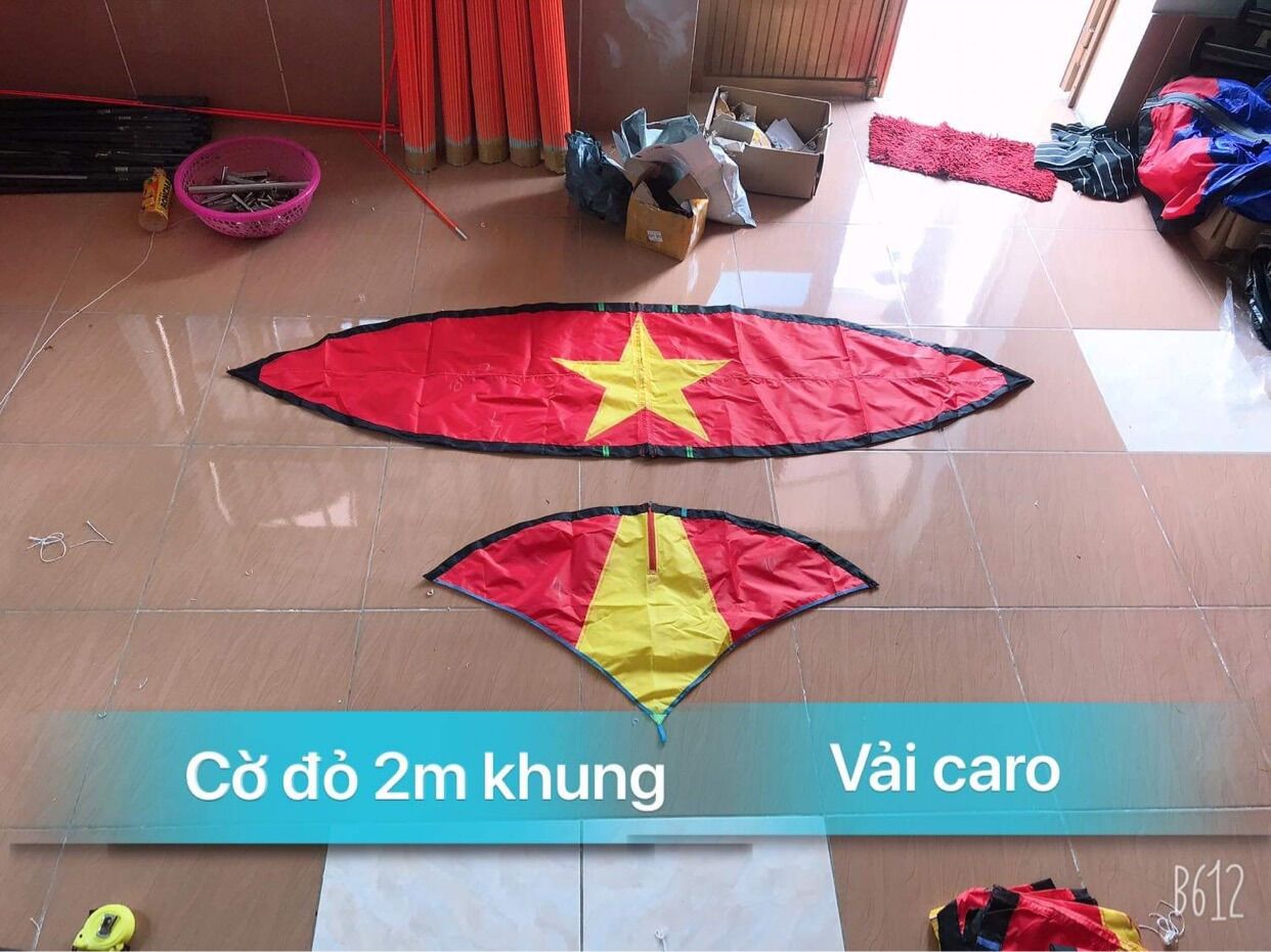 Áo diều lắp ghép - mẫu cờ đỏ