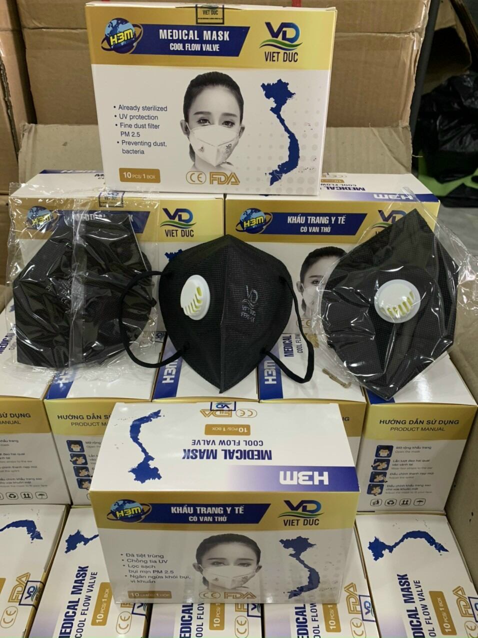 Combo 5 hộp khẩu trang việt đức màu đen có van