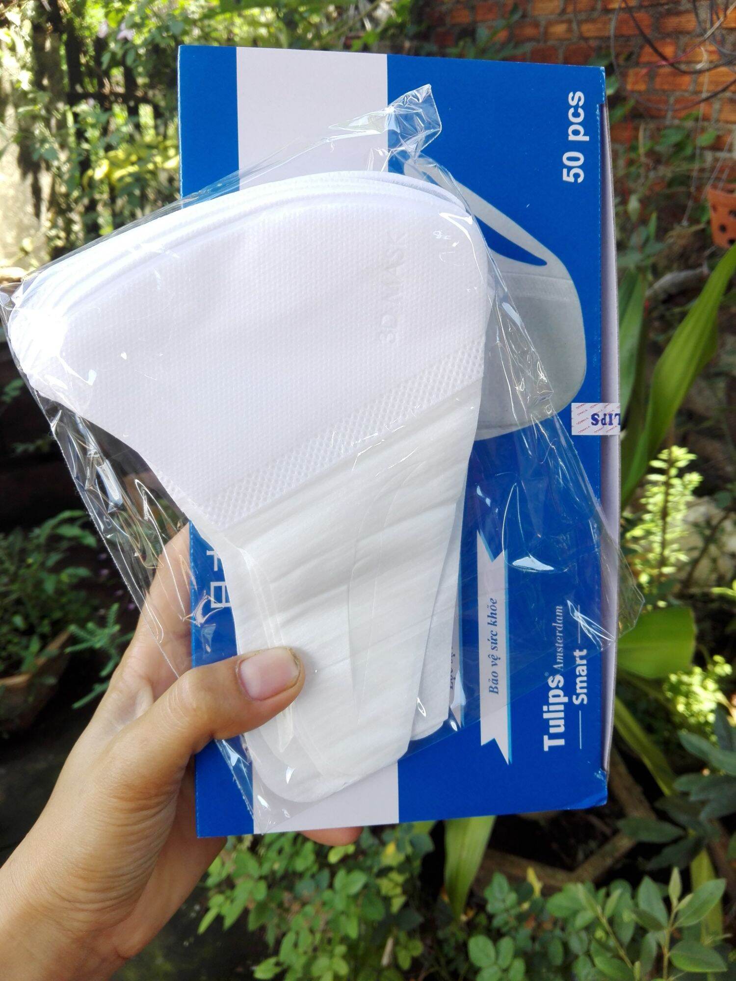 Khẩu trang 3D mask Tulips .( Hộp 50 cái)