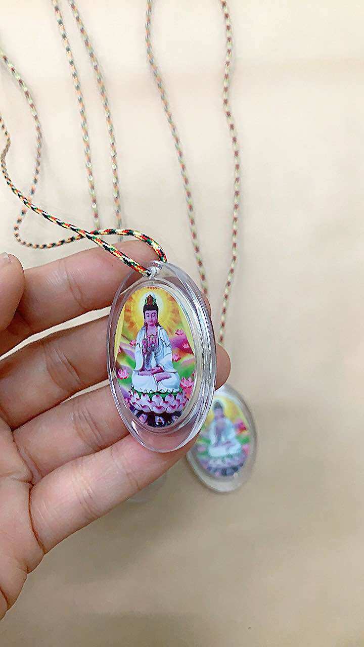 Peaceful Guanyin Buddha Necklace