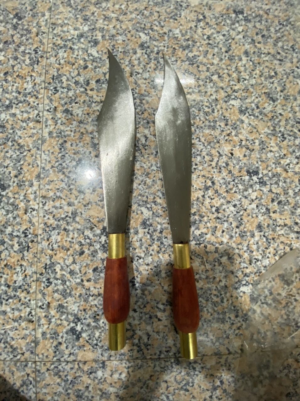 Dao chặt cuổi dài 47cm