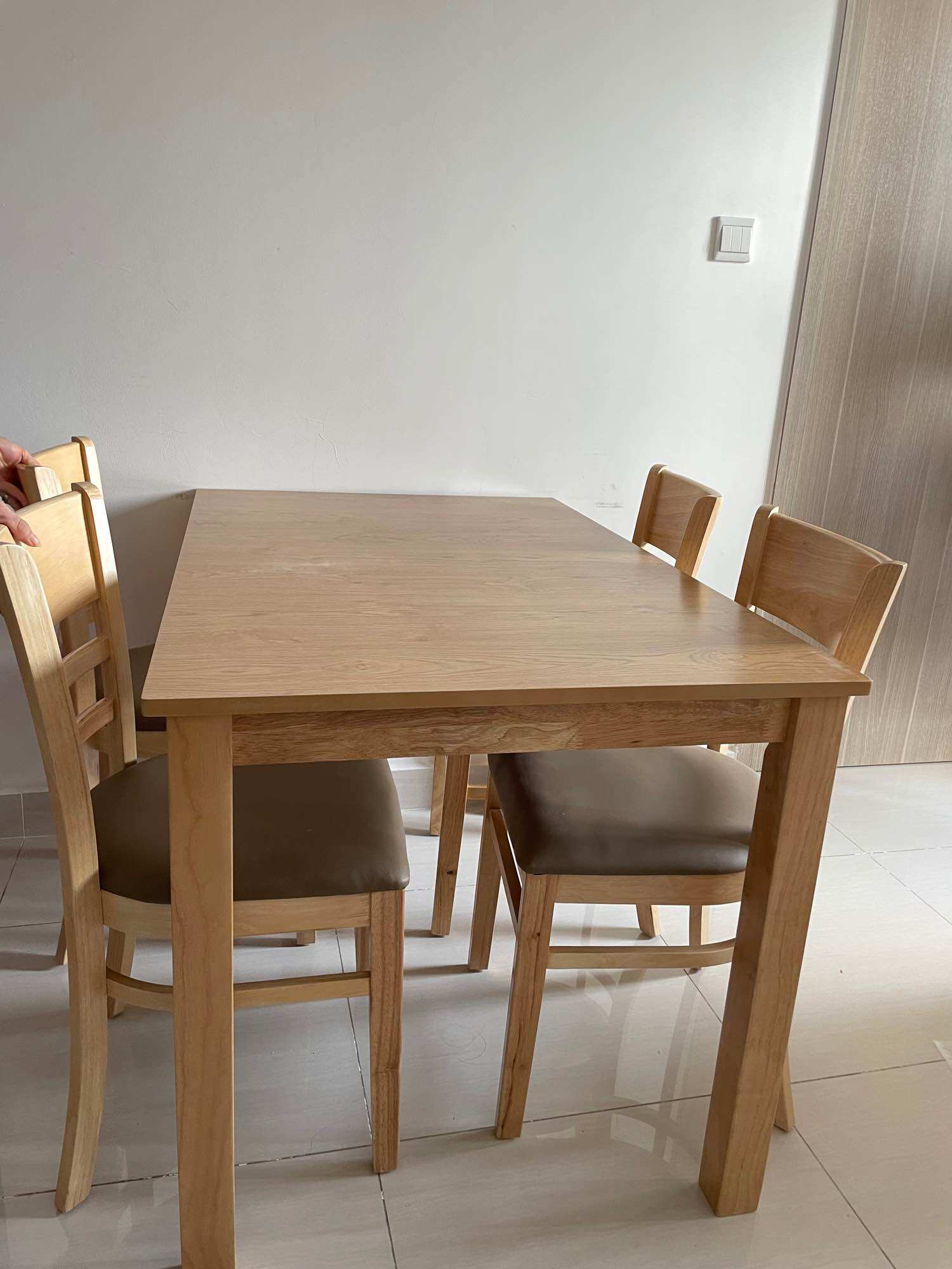 Bộ  bàn ăn cabin 4 ghế