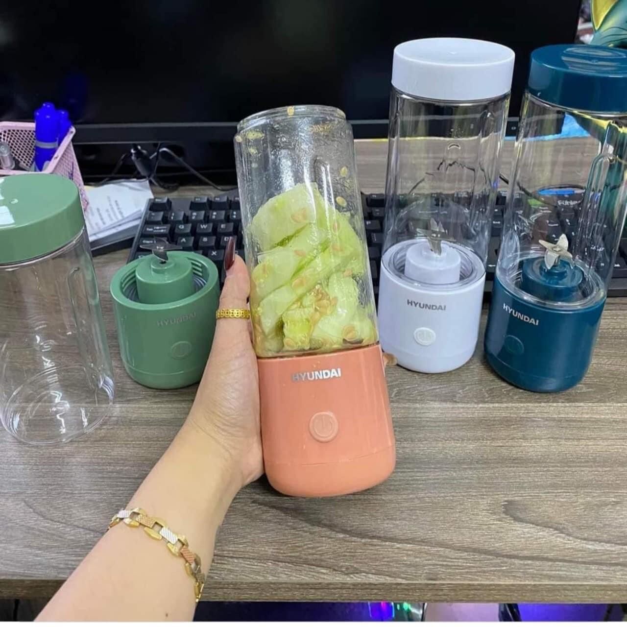 Máy say sinh tố tích điện