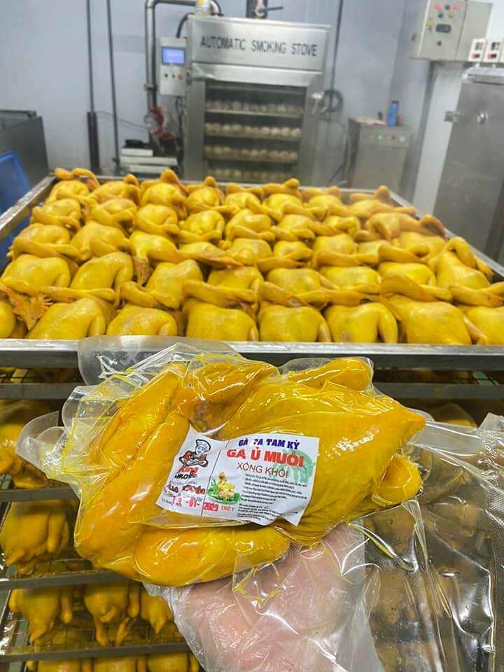Gà ủ muối nguyên con đầu chân đầy đủ (Hỏa Tốc 2H HCM)