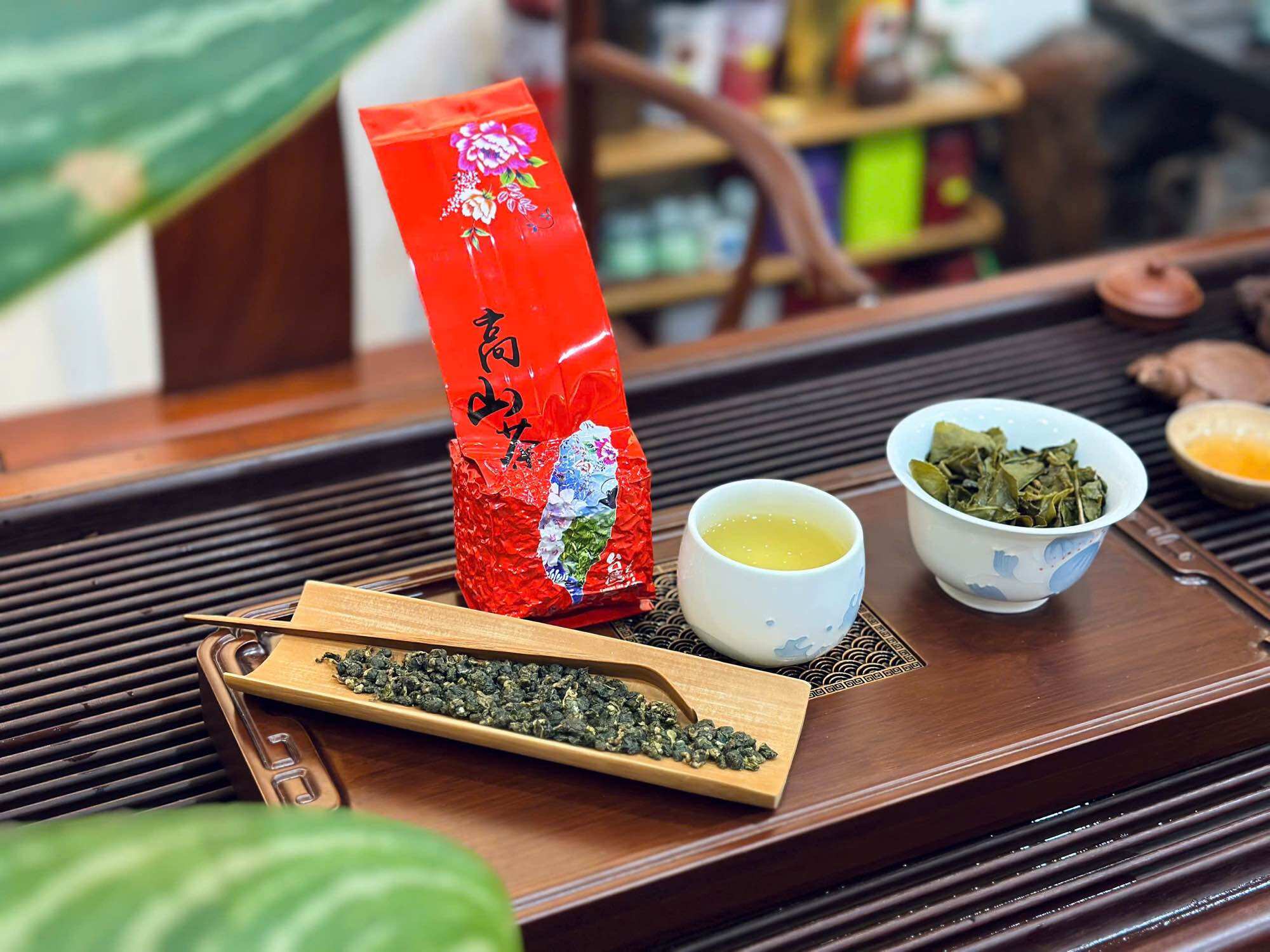 TRÀ OOLONG HƯƠNG SỮA - HỖ TRỢ TIÊU HÓA - HƯƠNG THƠM ĐẶC BIỆT - NƯỚC TRONG - ORGANICTEA - 100G - VIỆT LONG TRÀ