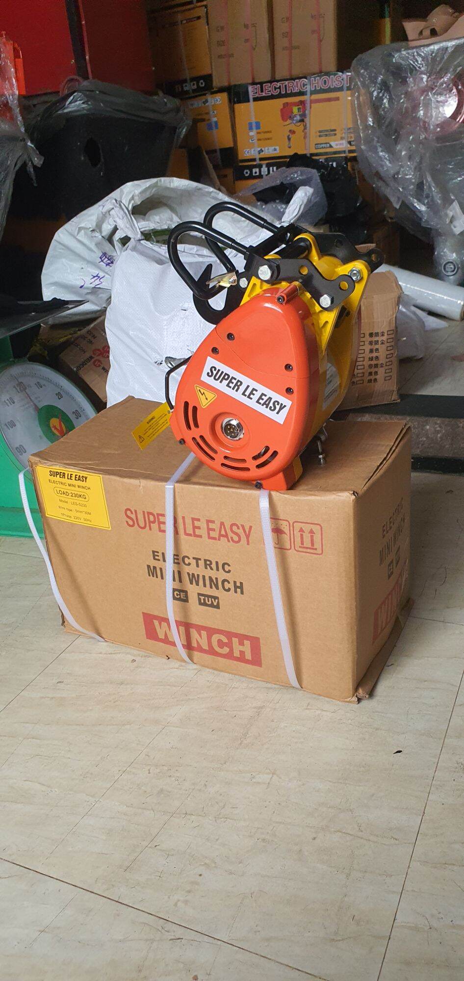 Tời Than 230kg ( 28m/p) 1200w