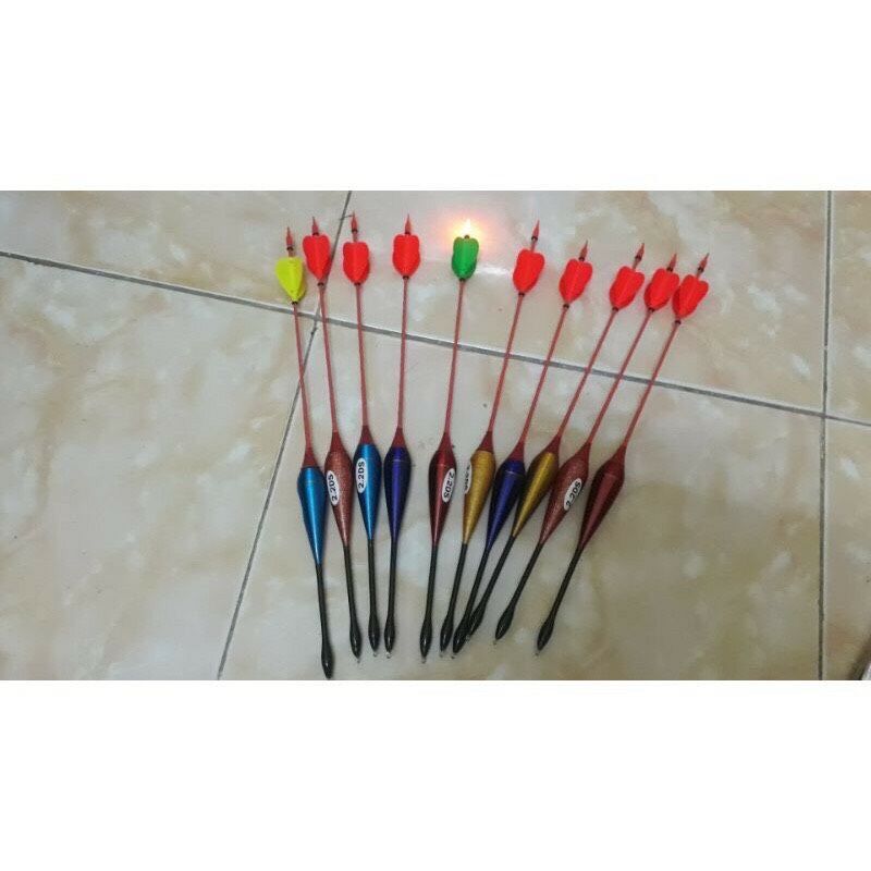 Phao câu lục đầu cần hai trong một phù hợp với vị trí câu nước sâu..