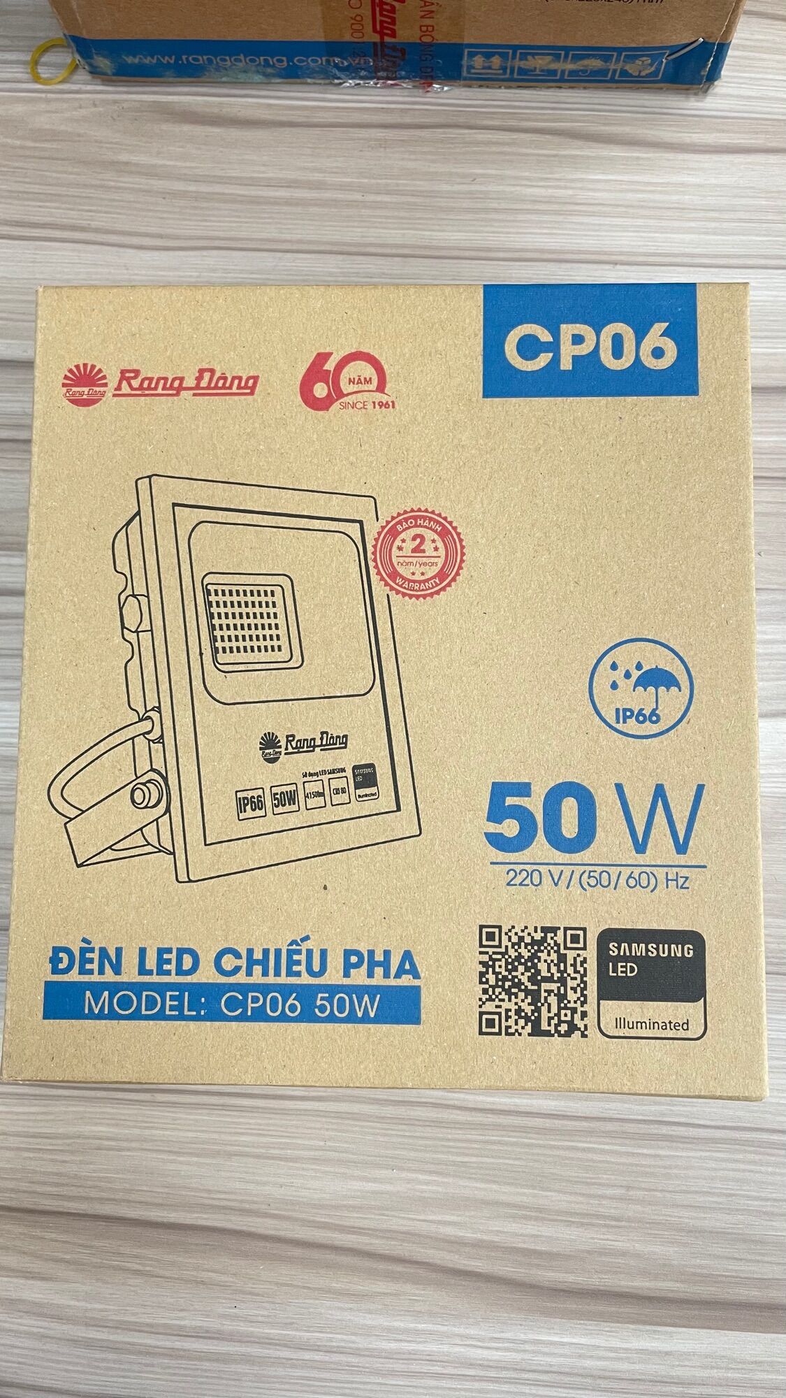 Đèn Led Chiếu Pha Rạng Đông CP06 50w 6500k