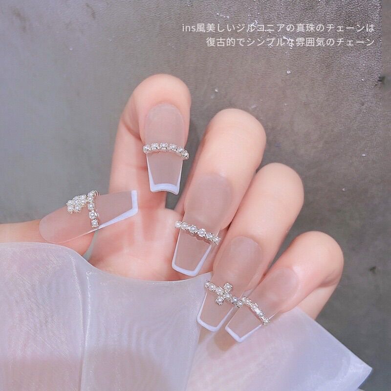 Dây đá đính móng, dây xích đá nail