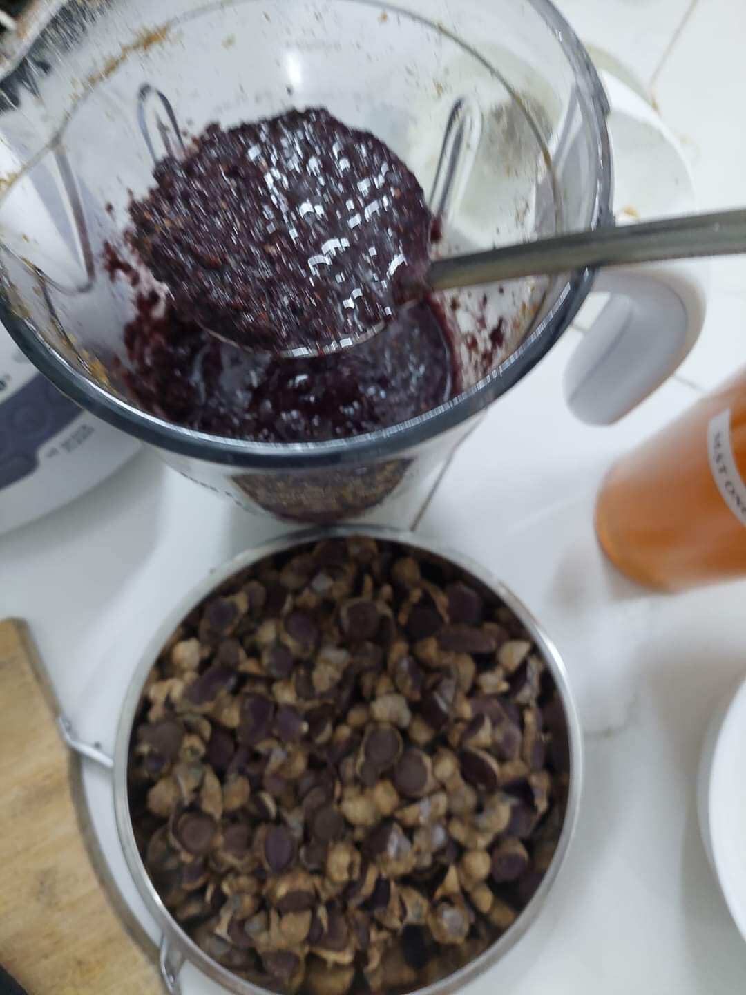 1Kg GỪNG ĐEN đậm (Ngãi tím,ngãi đen) làm thuốc,..