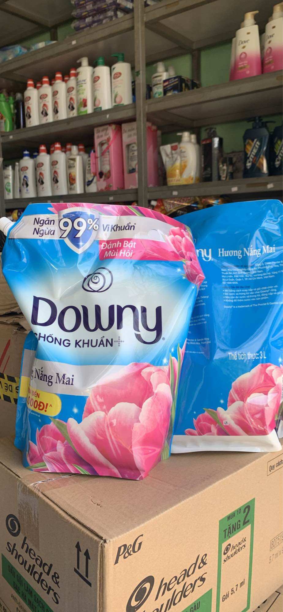 Nước xả vải Downy hương nắng mai 3L