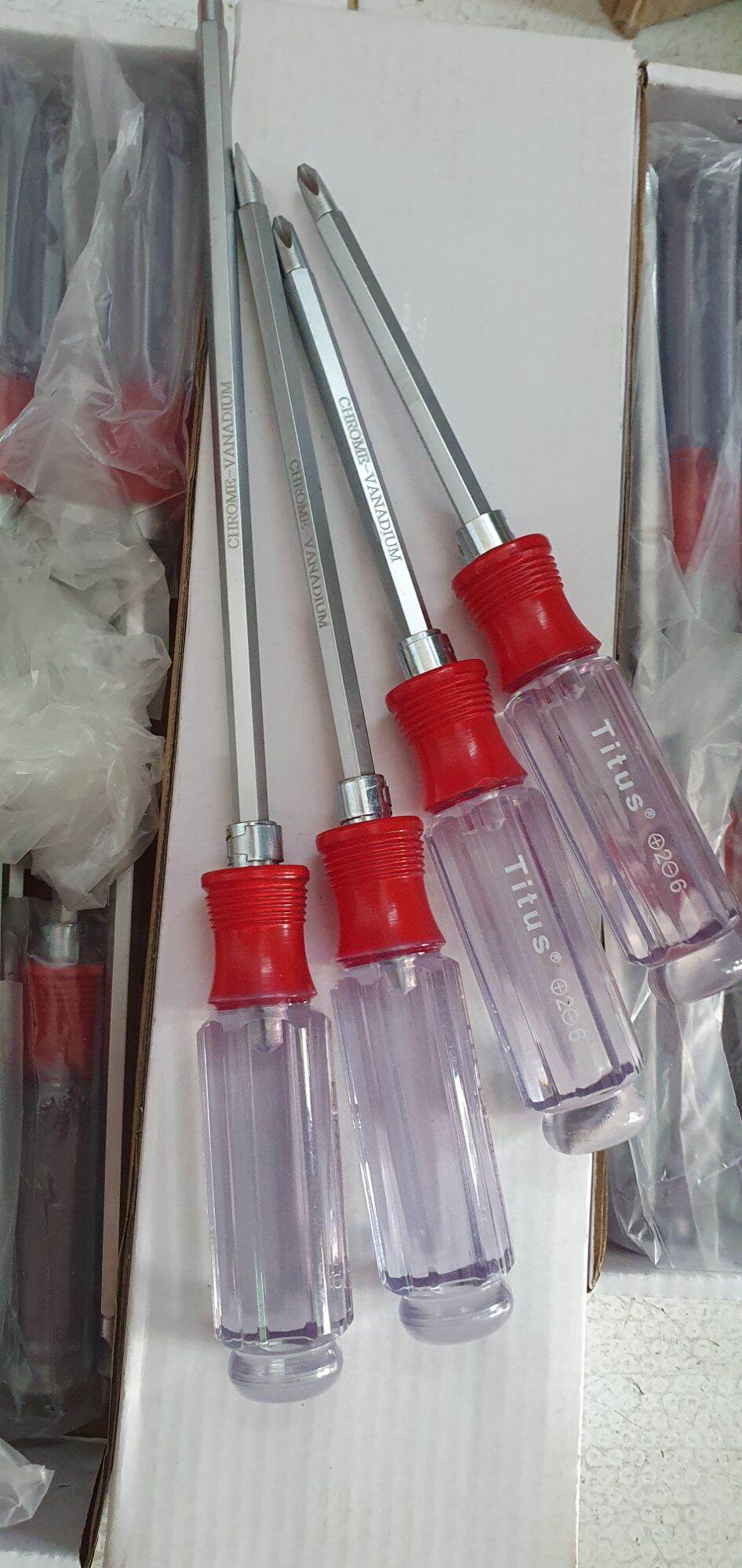 TÔ VÍT 2 ĐẦU CÁN TRONG 6MM