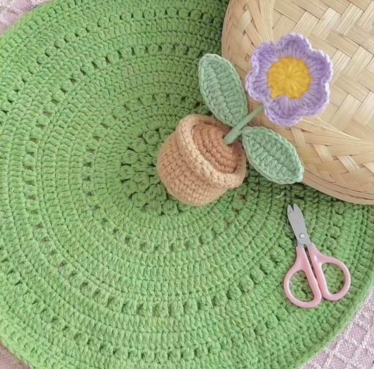 Chậu hoa len mini hanmade