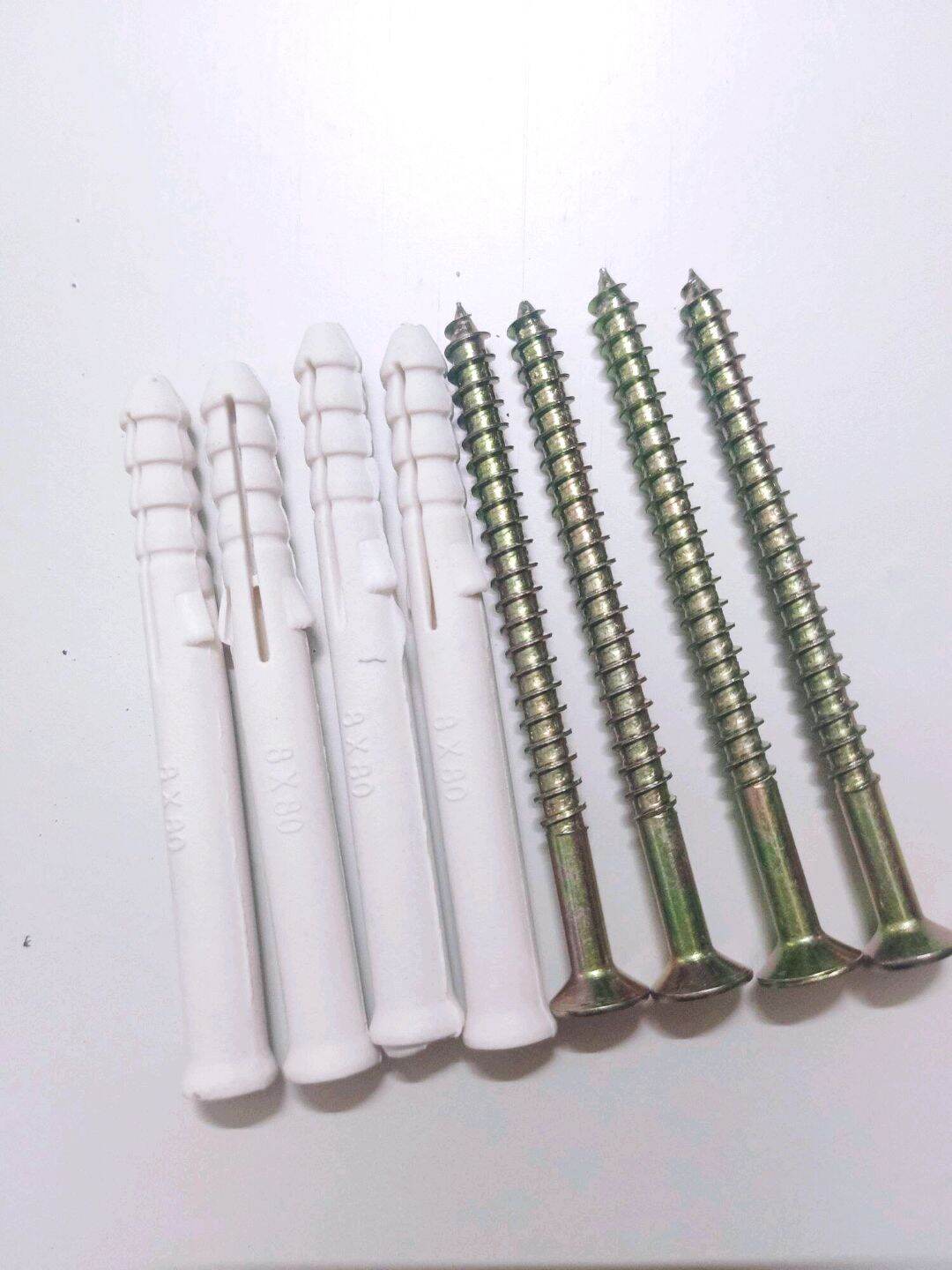 Những lưu ý quan trọng khi sử dụng nở inox 10x100