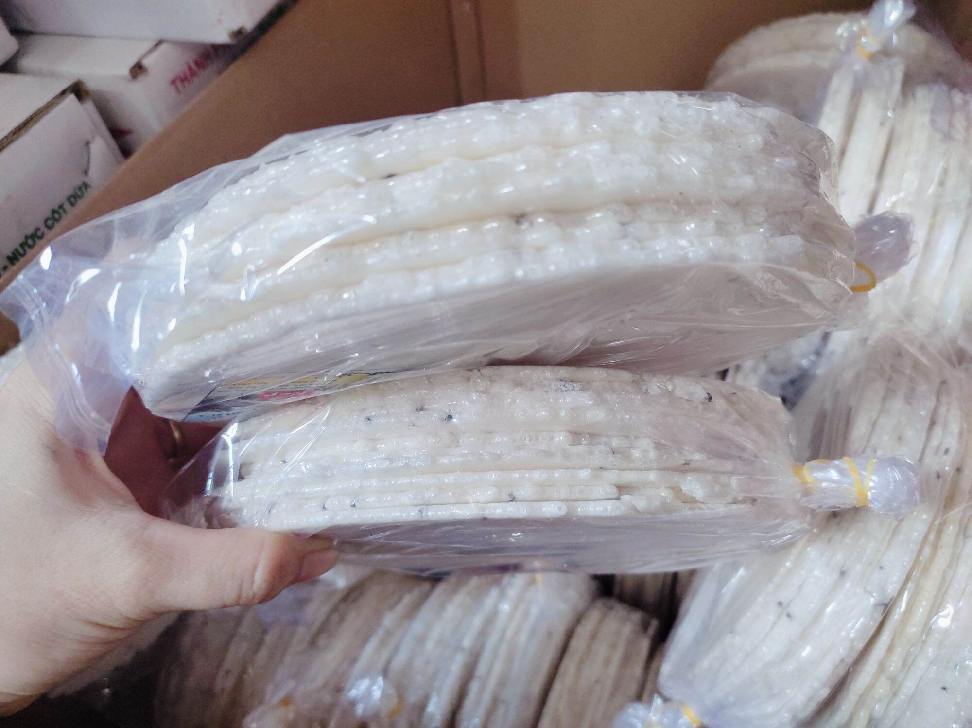 Bánh phồng nếp sữa nước cốt dừa Long Thành