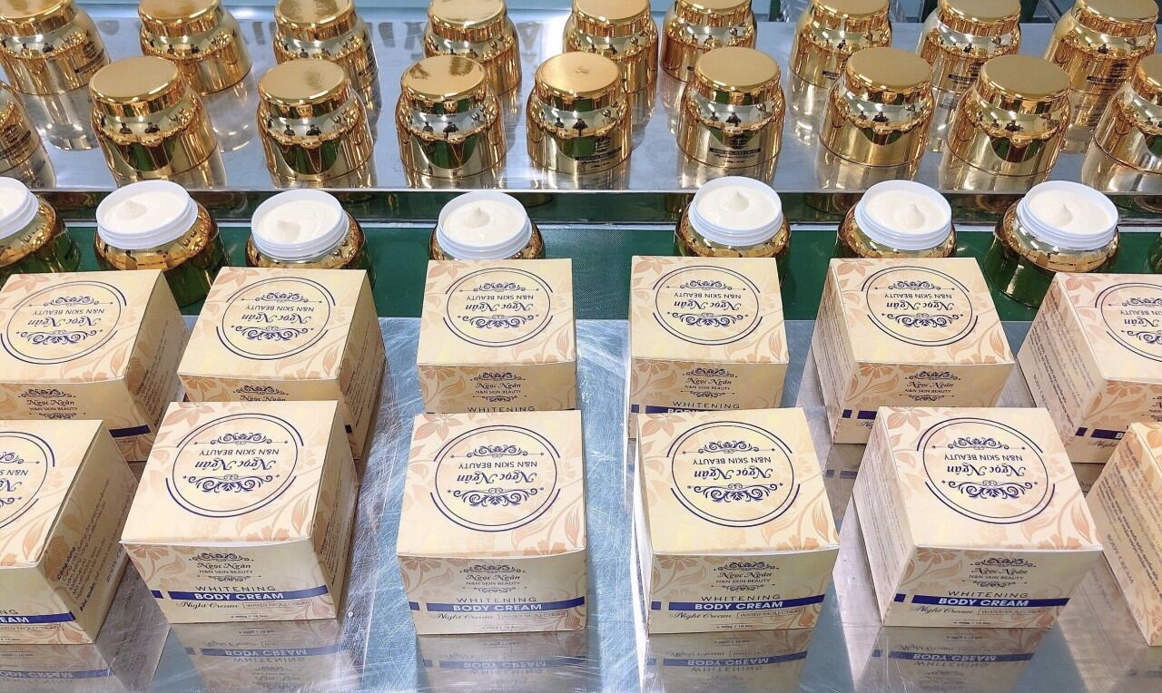 KEM BODY TRUYỀN TRẮNG CAO CẤP