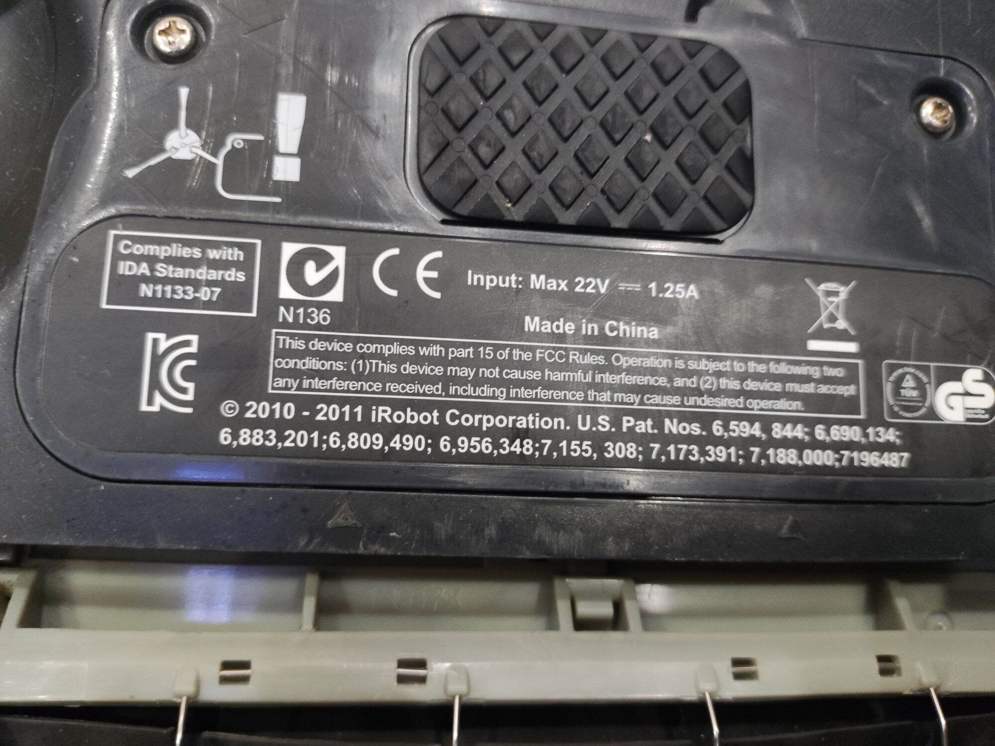 bán robot hút bụi Irobot roomba 770.du dook sạc