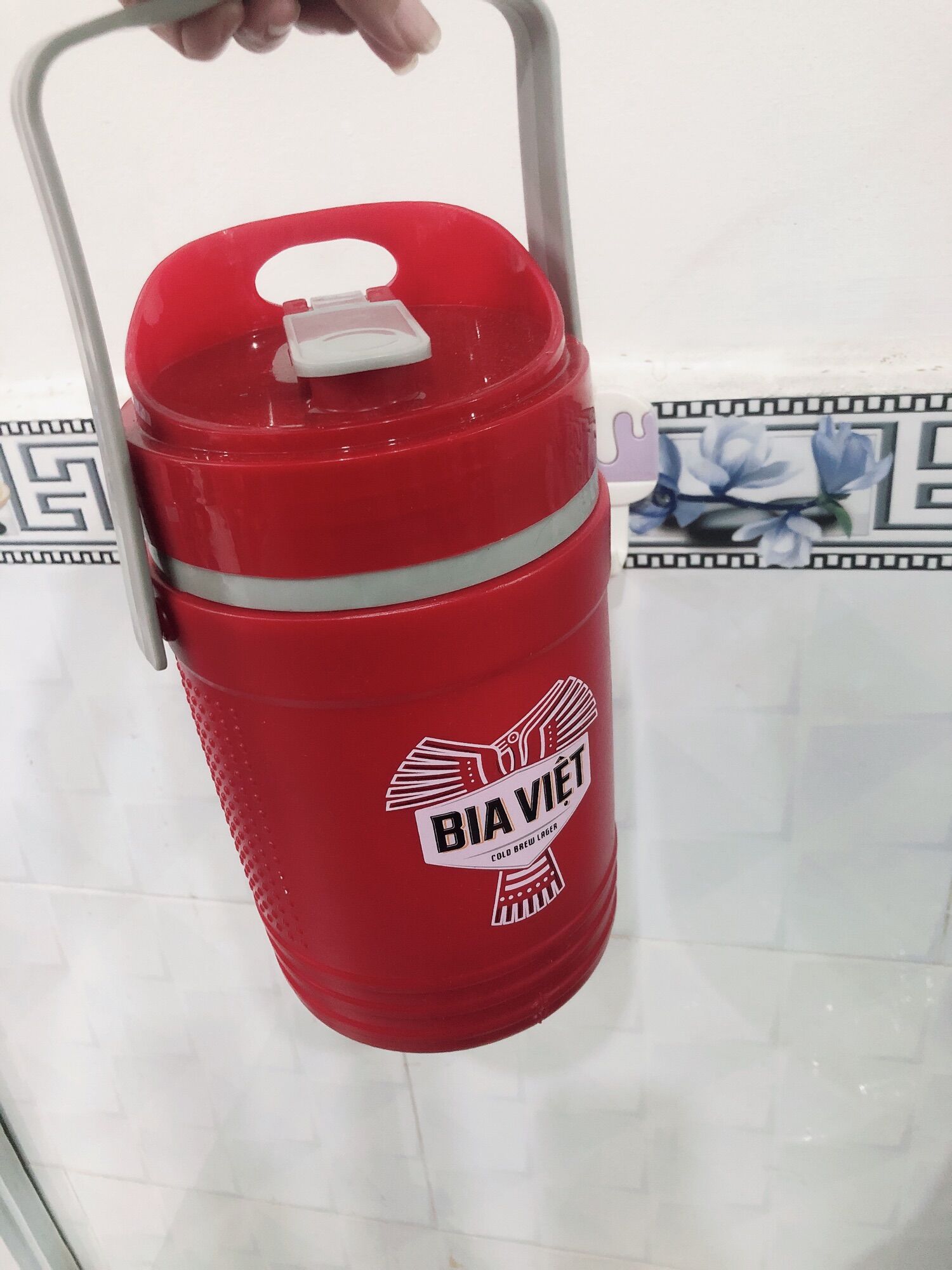 Ca nước giữ nhiệt 1.5L có tay cầm