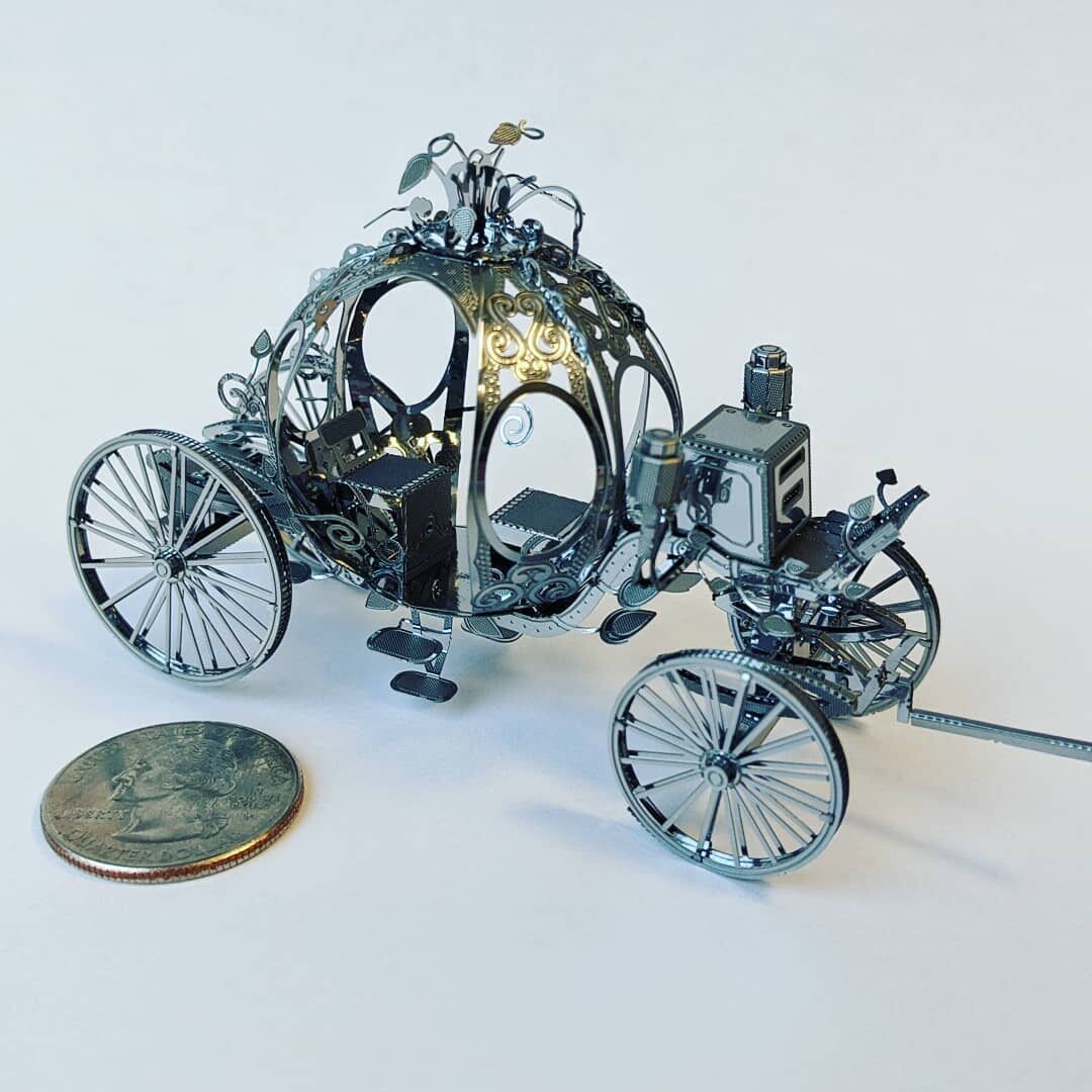 Mô Hình Lắp Ráp Kim Loại 3D Xe Bí Ngô Của Công Chúa Lọ Lem Disney [Chưa Lắp]