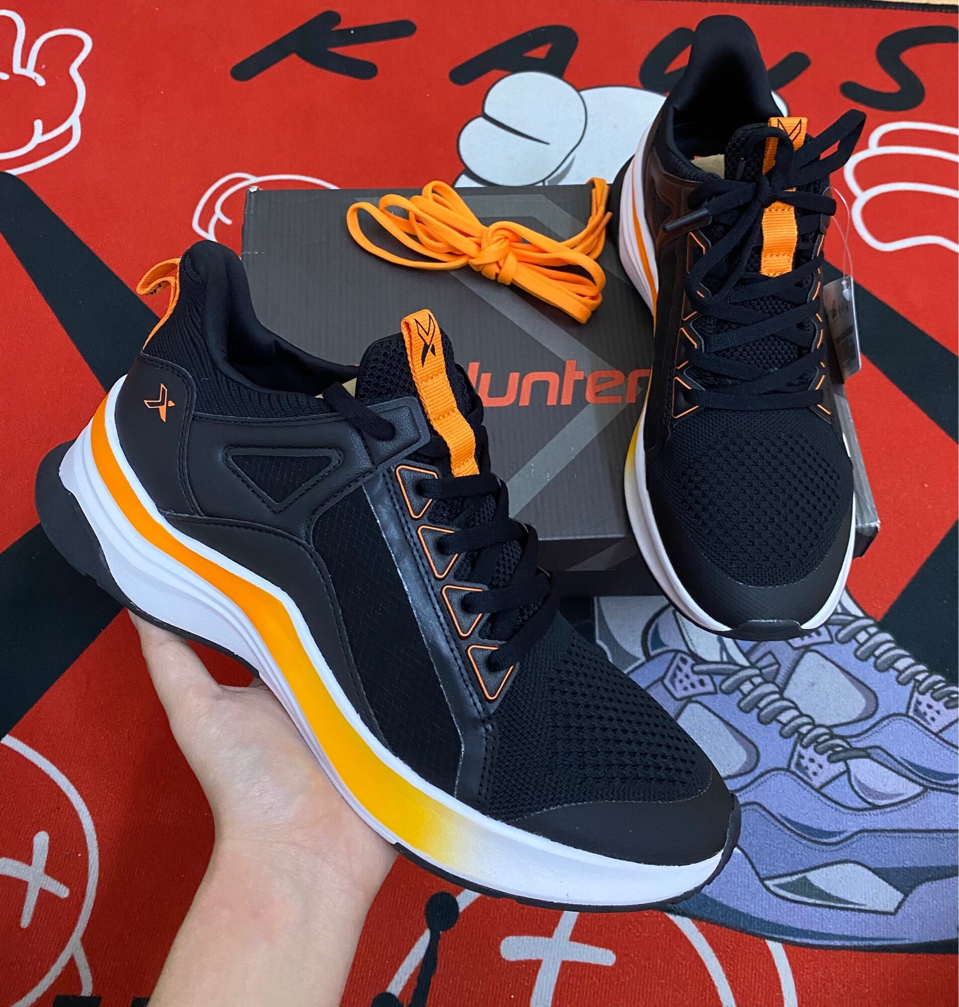 Giày thể thao nam - Bitis hunter X Festive Đen cam