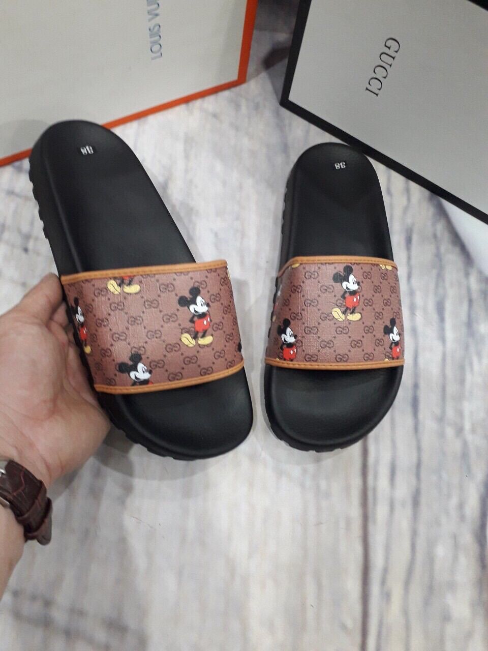 Dép mickey quai ngang full size 38-42