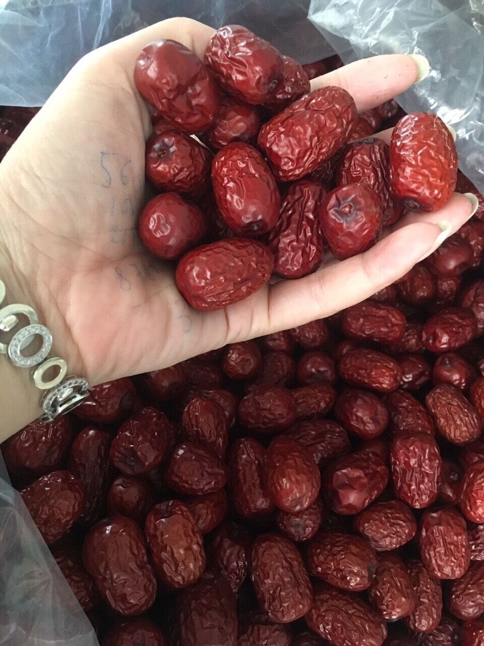 Set 1,5kg táo đỏ