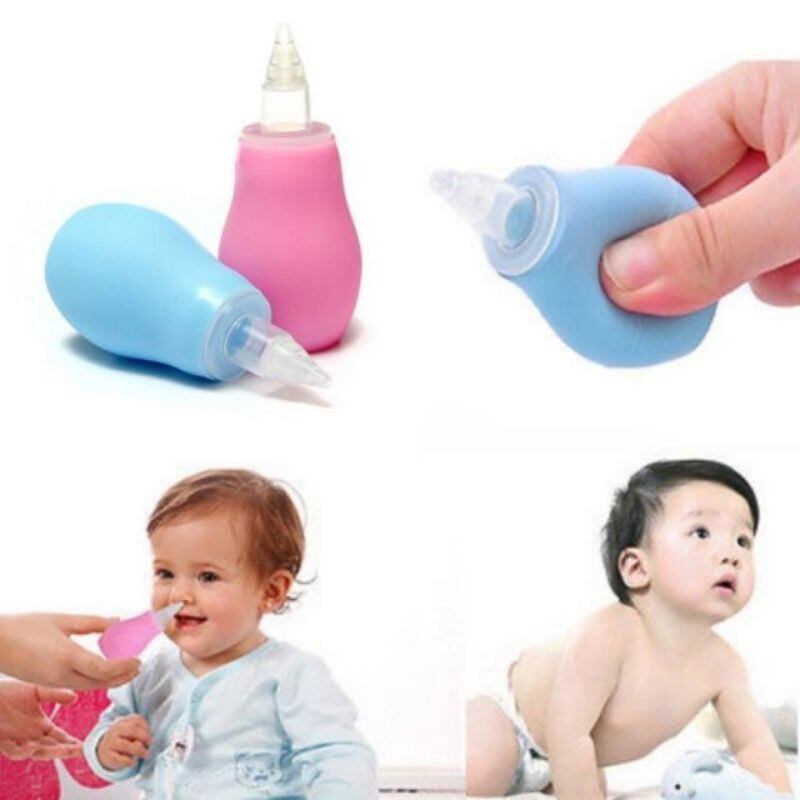 Hút mũi cho bé bằng quả bóp