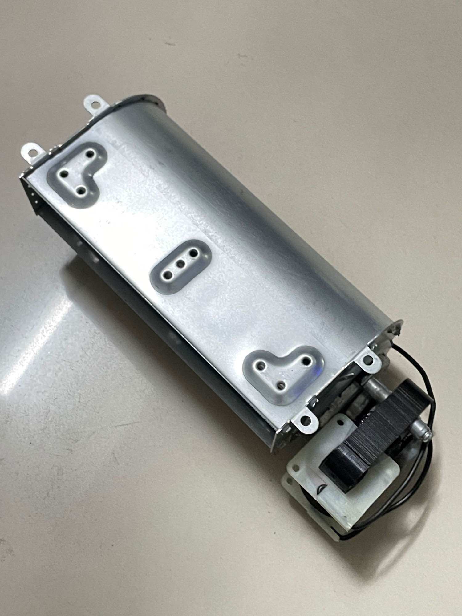 [HCM]motor quạt lồng sóc Alaska 2T