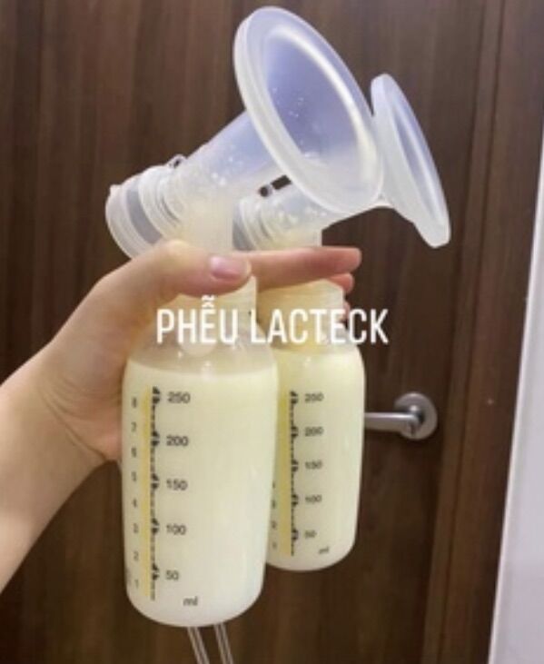 Phễu hút sữa Lacteck baby motion( đơn giá 1 cái)