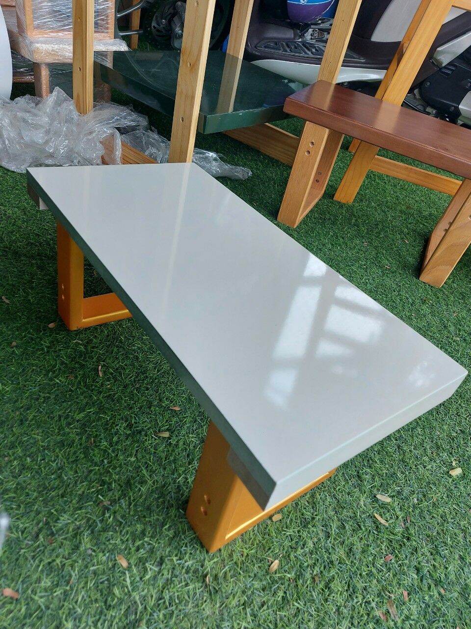 Ghế  gỗ thông dày - decor quán cà phê kích thước 50x24 cao 20cm đến 23cm