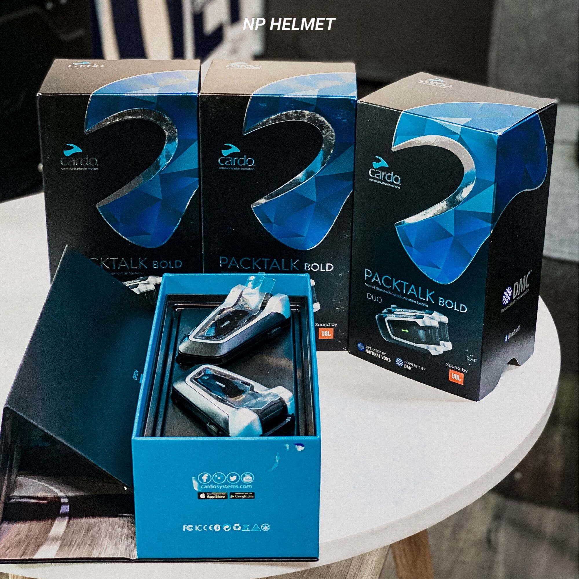 Tai nghe Cardo packtalk bold JBL