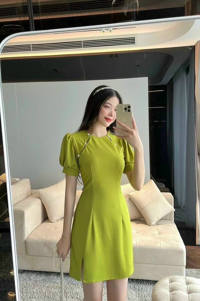 Sườn xám cách điệu đơn giản