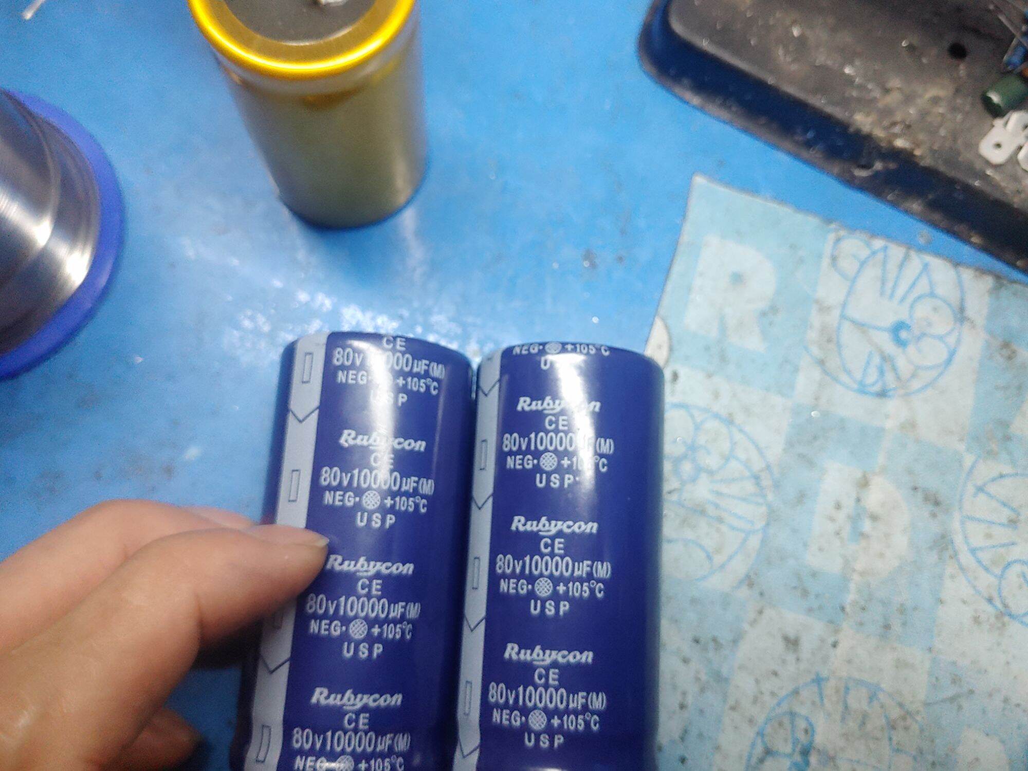 Tụ lọc nguồn RUBYCON 10000UF/80V tím giá bán 1 cái