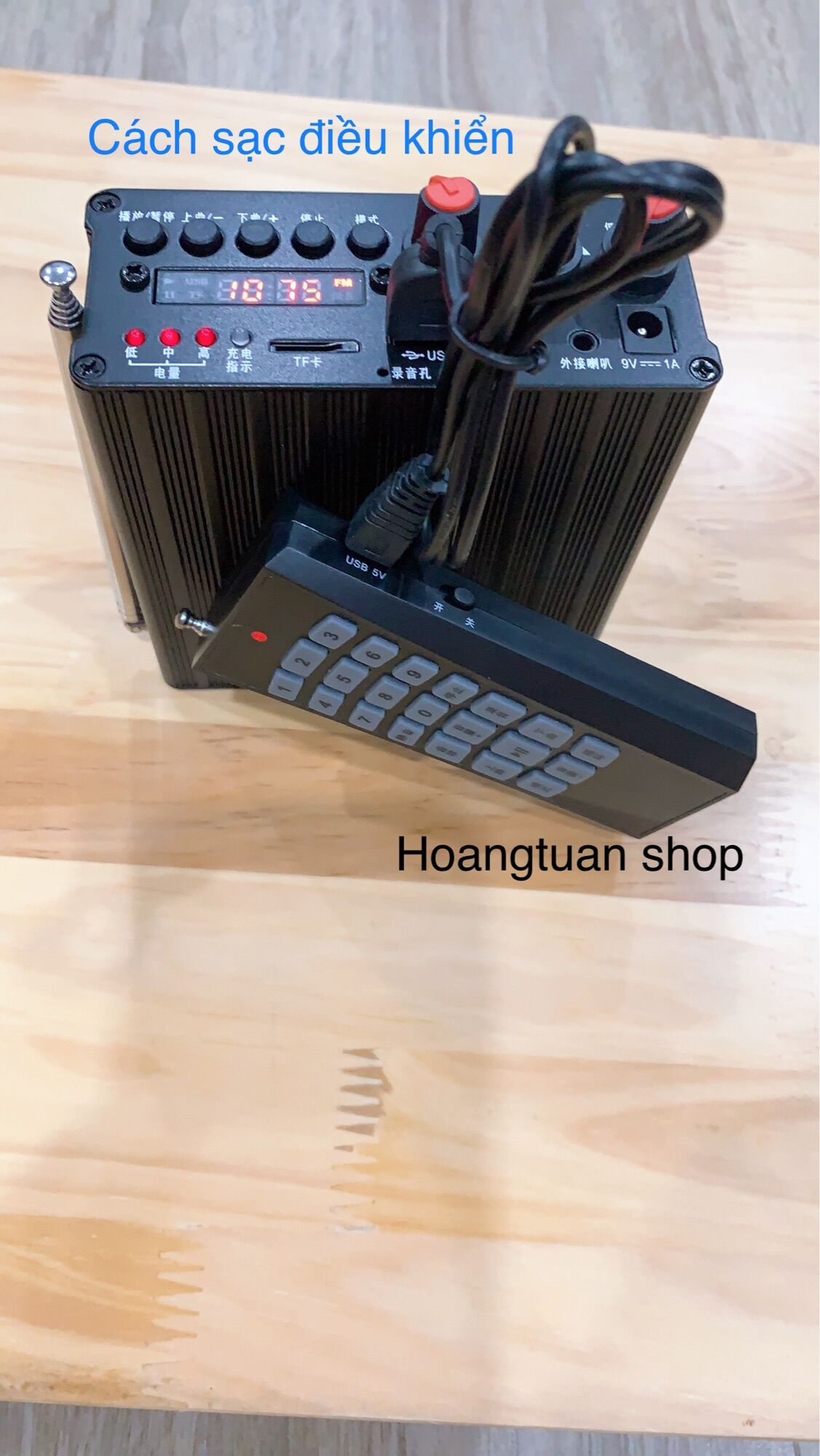 Loa trợ giảng Daile Q92( chuẩn pin đôi daile có hình phía trên)