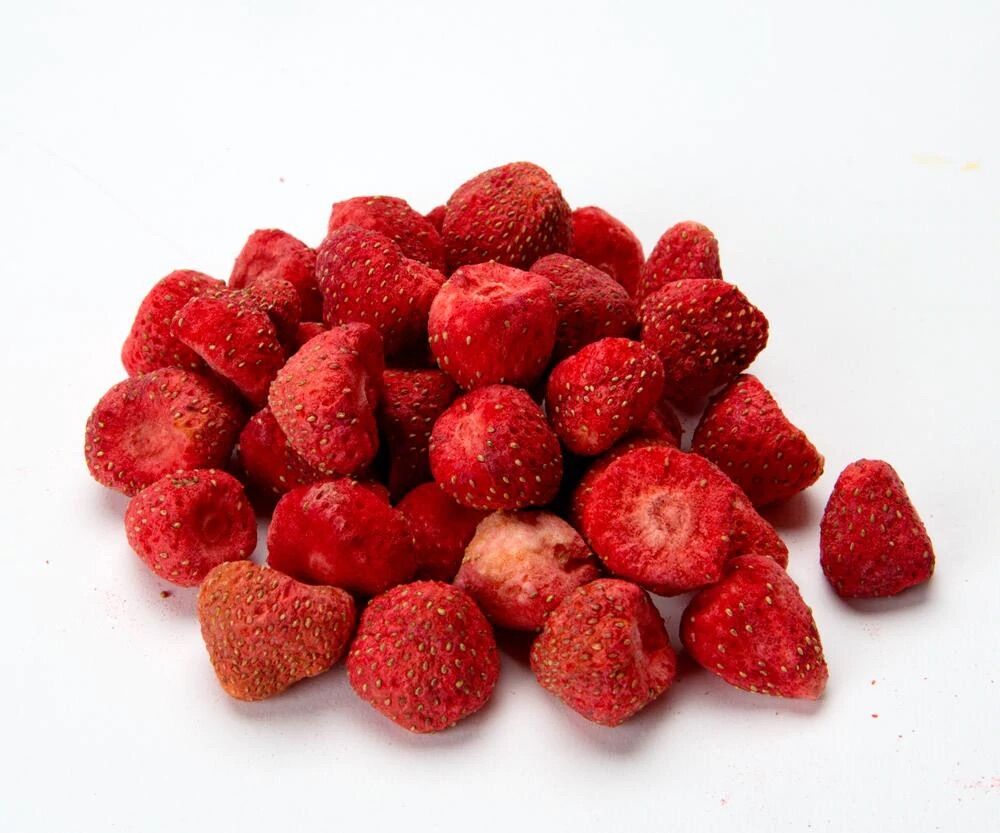 Dried Strawberry (Dâu Tây Sấy Giòn Nguyên Trái) 125g