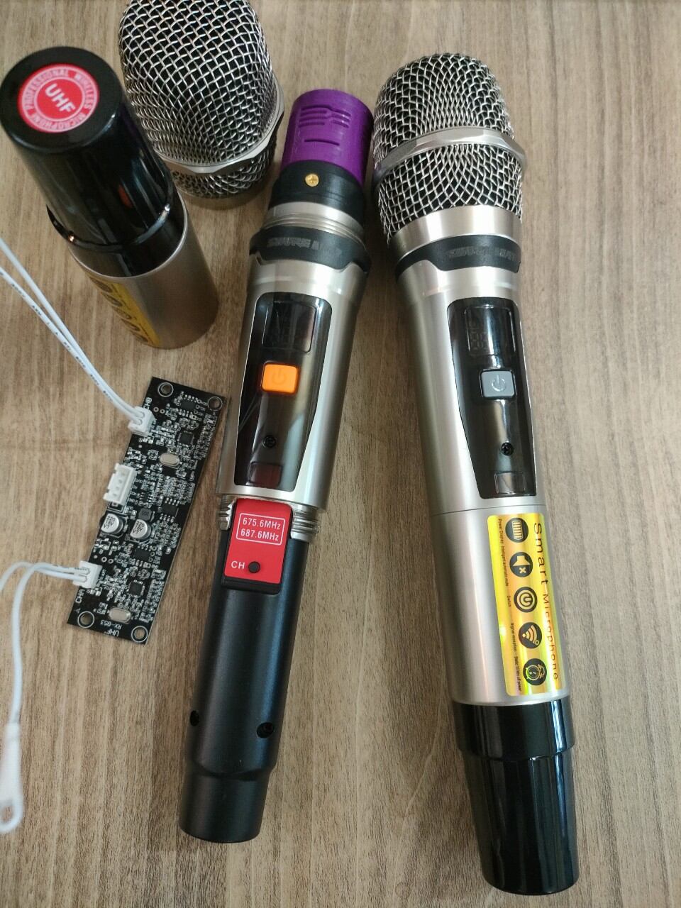 Micro Loa Kéo UGX8 Nhập Khẩu