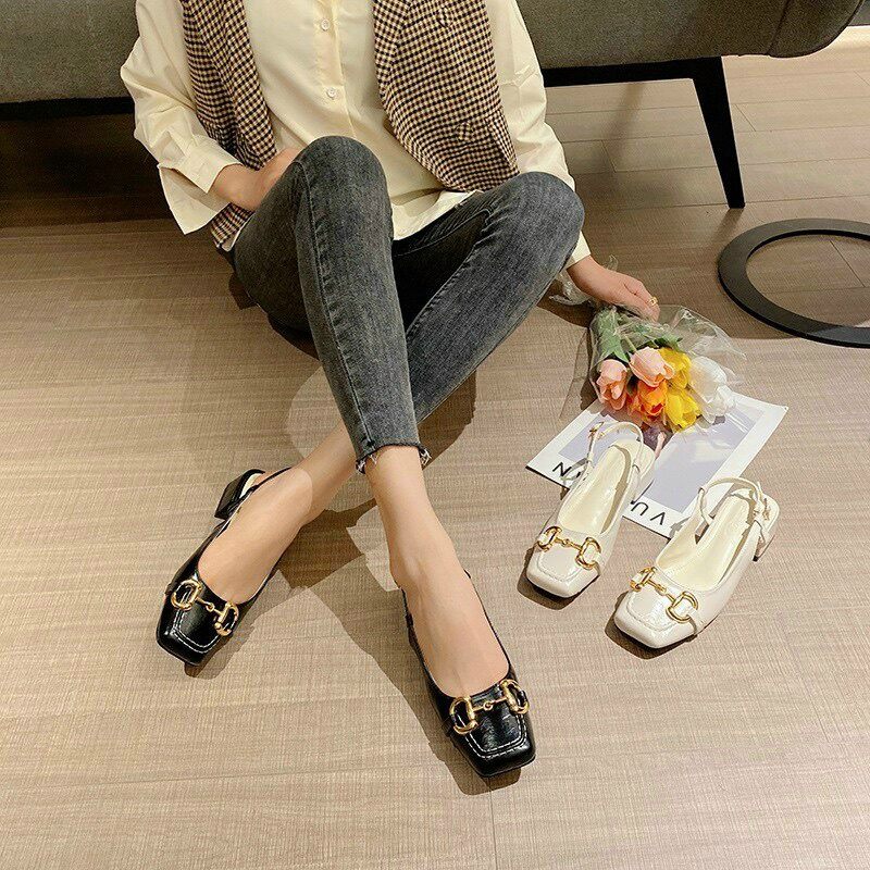 giày sandal nữ đế bệt mũi nhọn