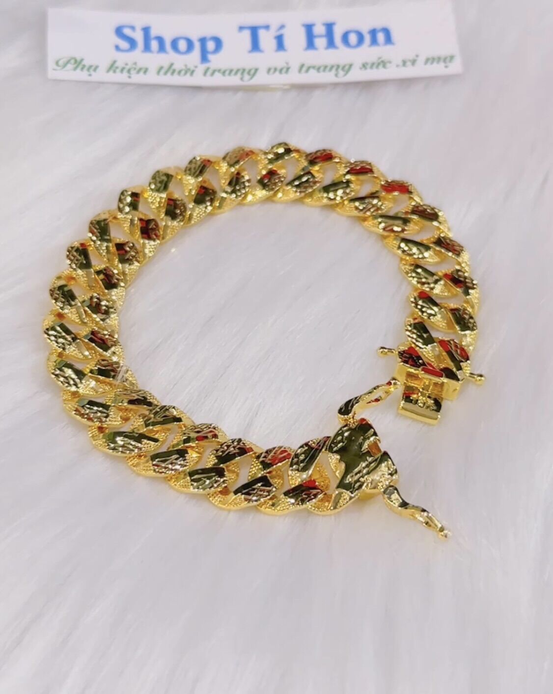 Lắc tay nữ kiểu xích chạm mạ vàng 18k cao cấp ( khoá có kí hiệu 18k )