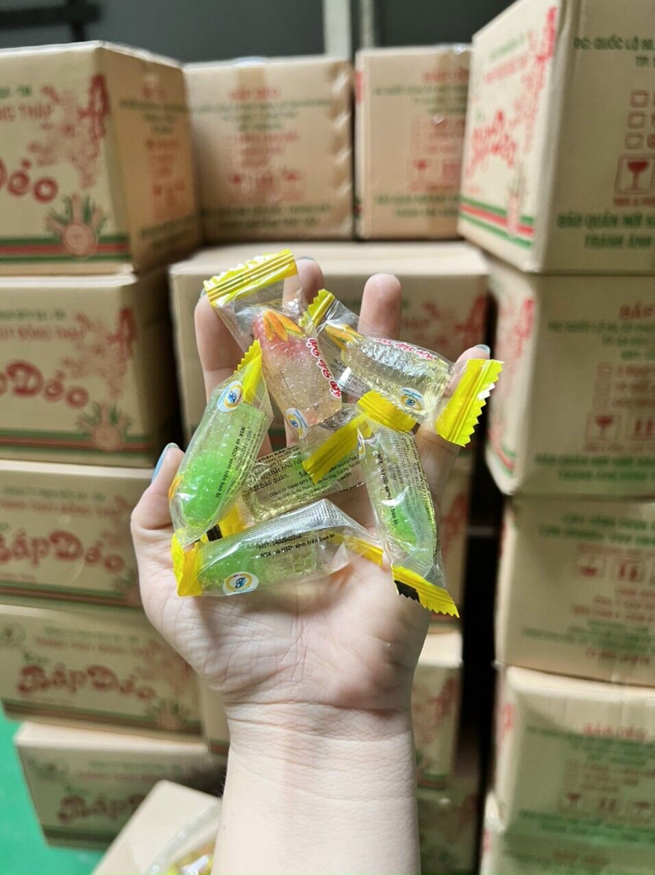 kẹo bắp dẻo mix có nhân 500gr ( sẵn vàng)