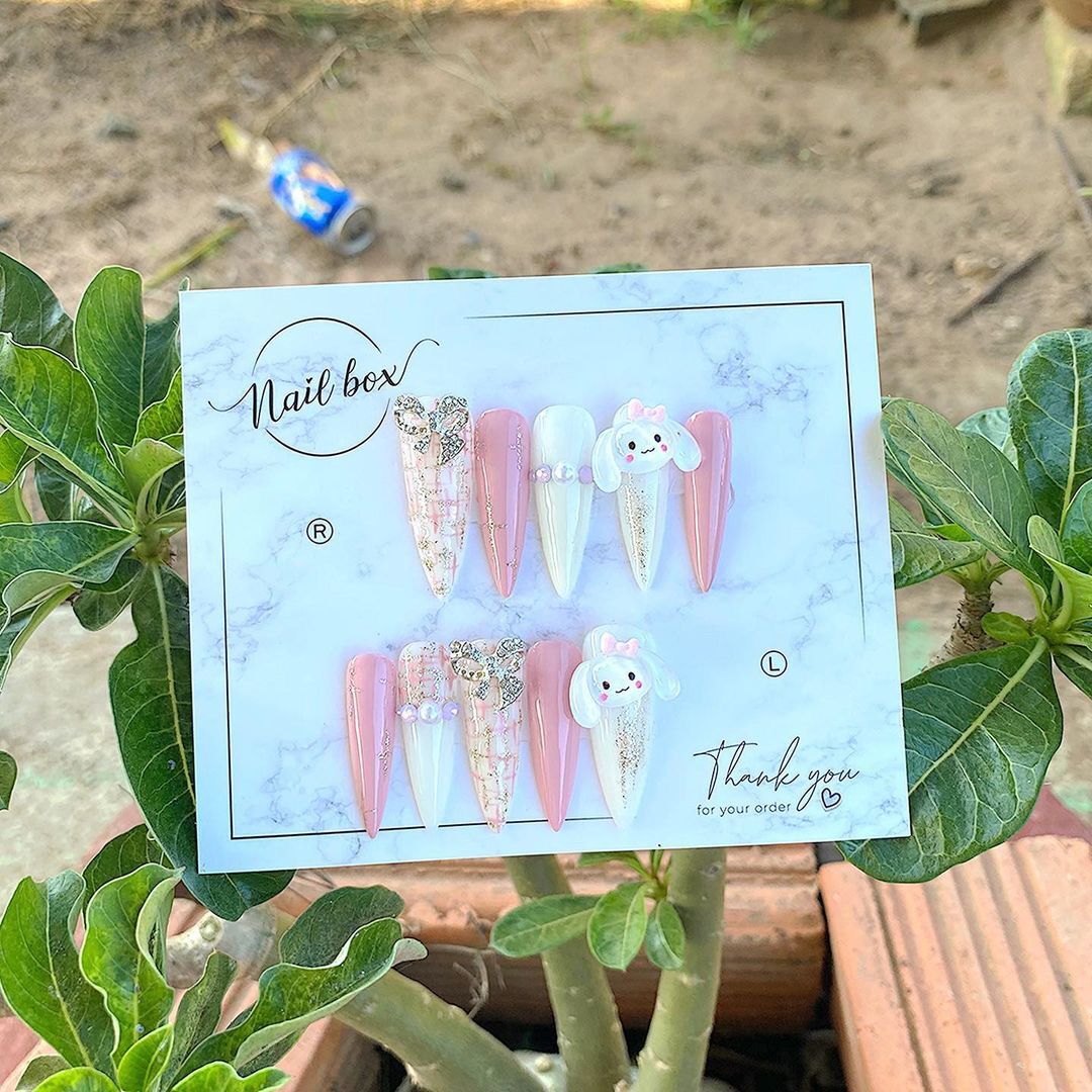 Nailbox móng úp mẫu thỏ ,nơ