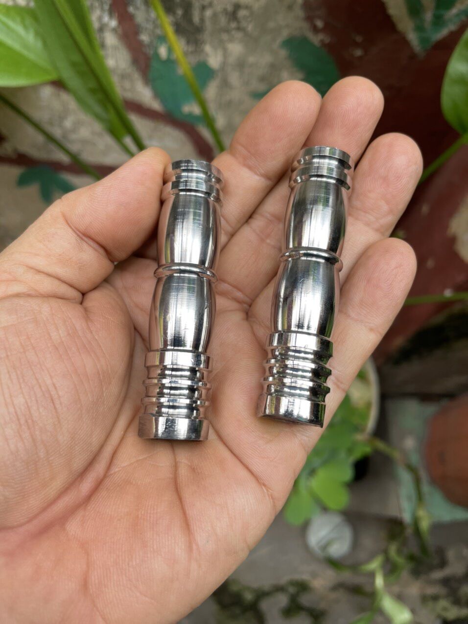 Gác chân sau inox cub 81 cub 82