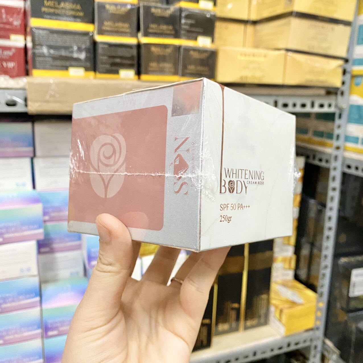 Kem Body Hoa Hồng SON Cosmetics