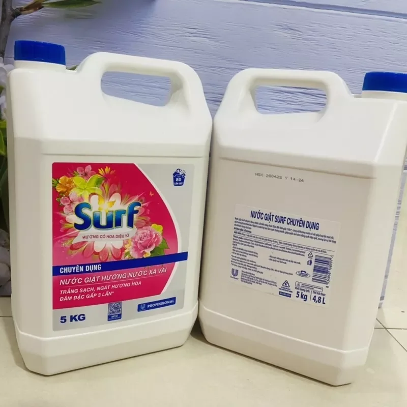 Nước giặt Surf chuyên dụng can 5L