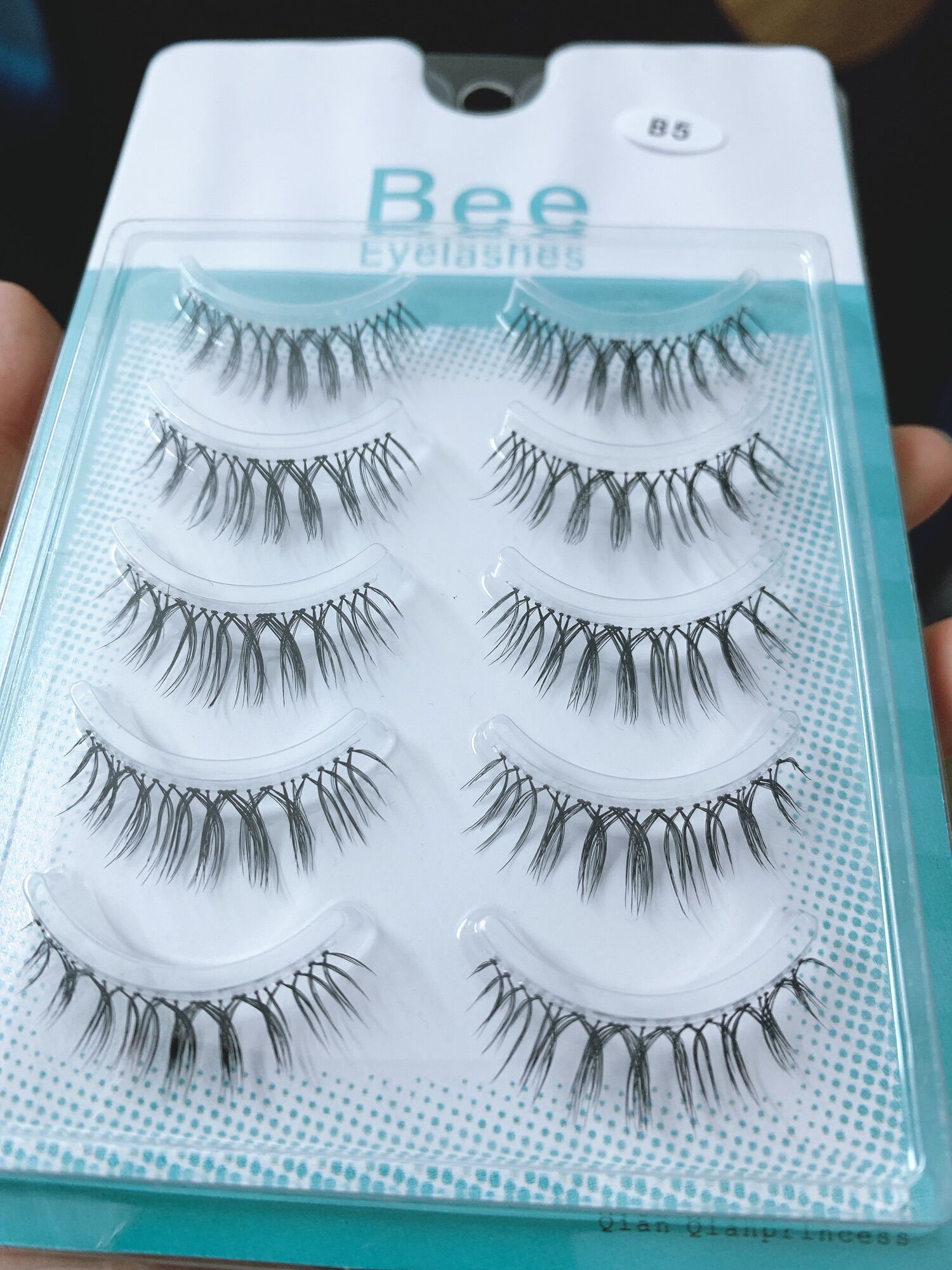 Mi giả gân trong Bee B5