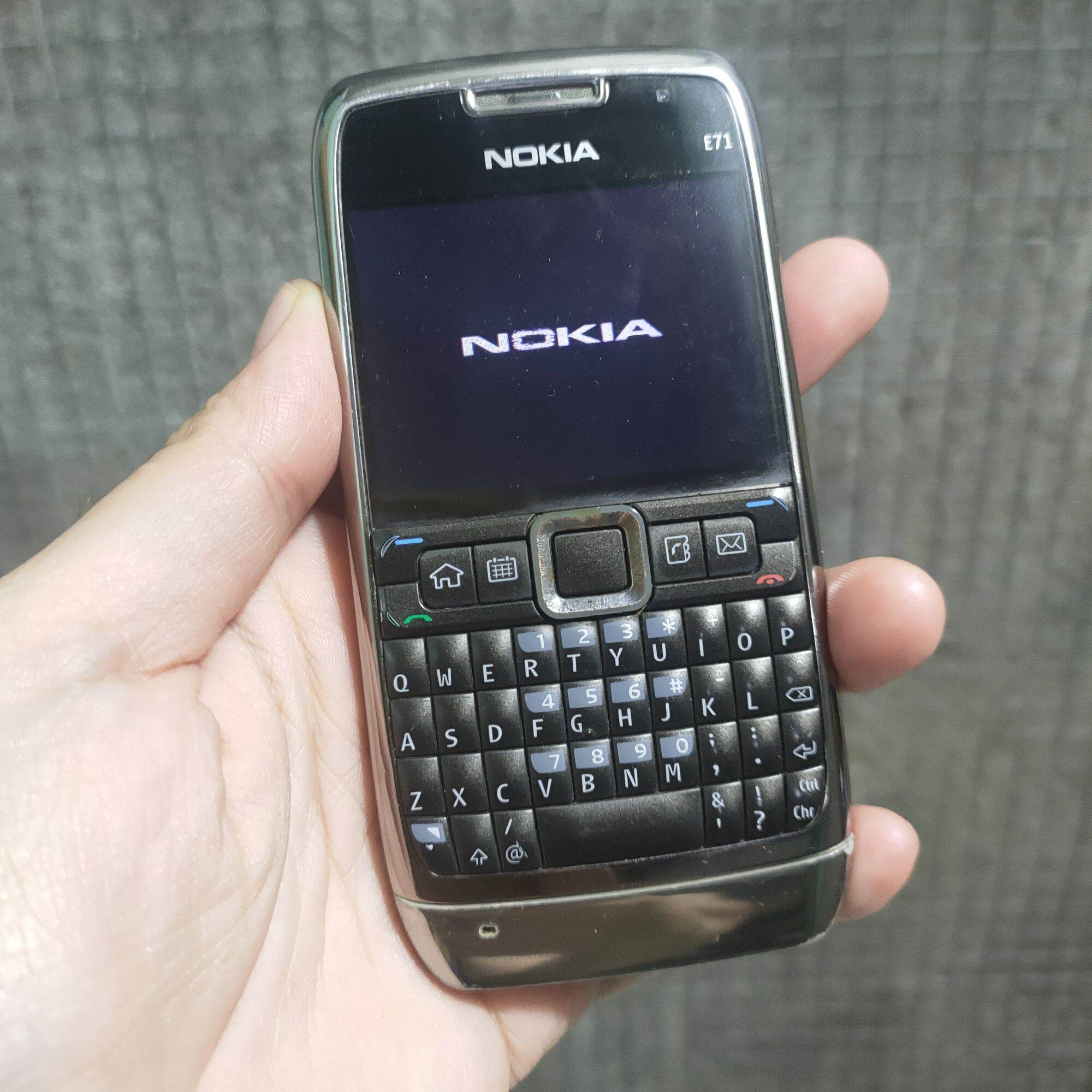 Main nokia E71 zin tháo máy