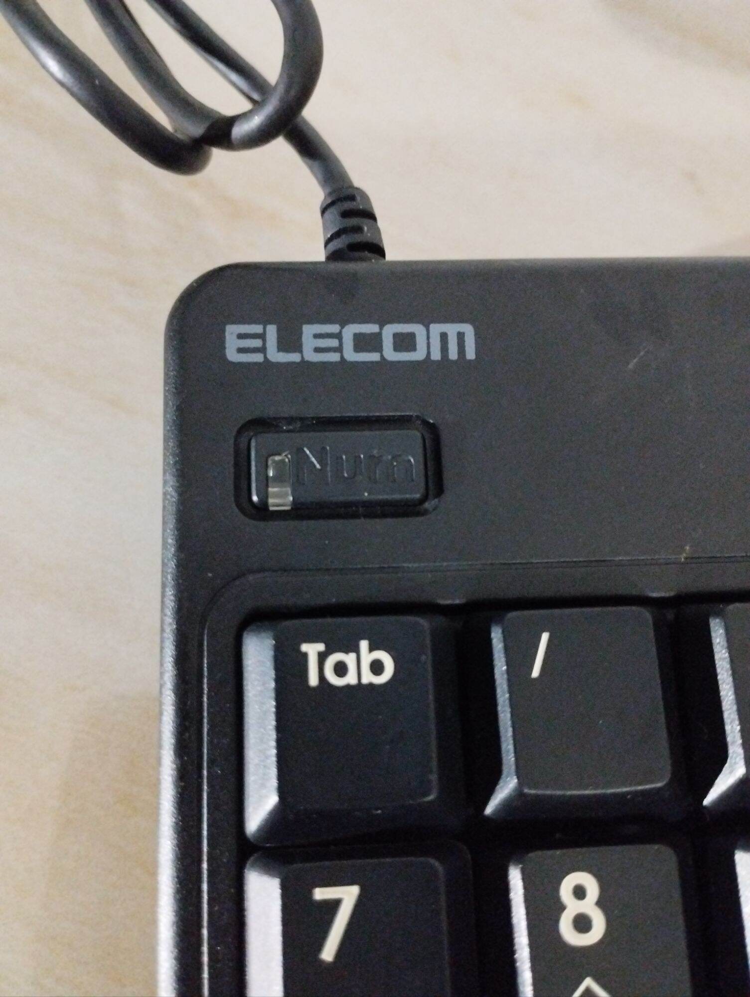 Bàn phím số ELECOM TK-TCM009BK, hàng si Nhật